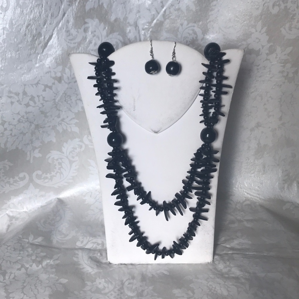 Black Necklace